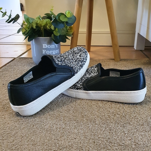 Glitter Skechers Fashion Street Shoes - Picture 3 of 6